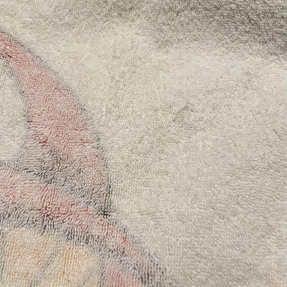 Vintage Tweety Bird Beach Towel 56.5 x 29.5 Inch Flaws - Picture 15 of 16